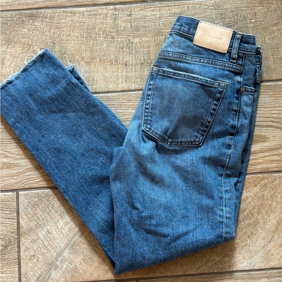 Everlane Denim - Everlane Cheeky Cropped Jeans